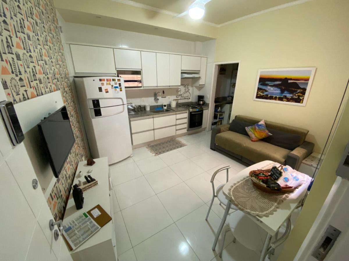 Copa Beach Home - Copacabana Posto 4 Quadra Da Praia Rio de Janeiro Buitenkant foto